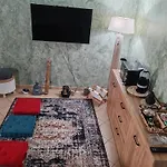 Secret Zen House In The Center With Free Parking & Automatic 24 Hours Check-in דירה *