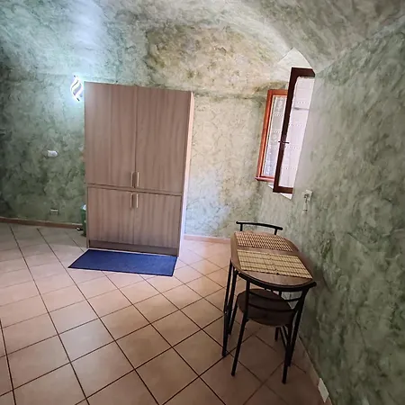 Secret Zen House In The Center With Free Parking & Automatic 24 Hours Check-in *