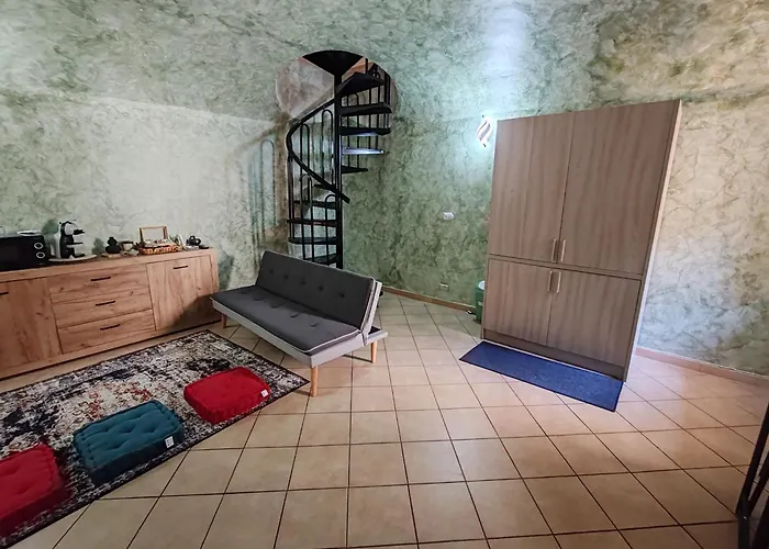 Secret Zen House In The Center With Free Parking & Automatic 24 Hours Check-in * Casale Monferrato